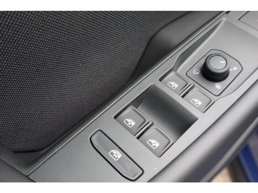 Volkswagen ID. Polo Life First Edition 211PK | Airconditioning automatisch, 2-zone (Climatronic) | App-Connect Wirele... ActivLease financial lease