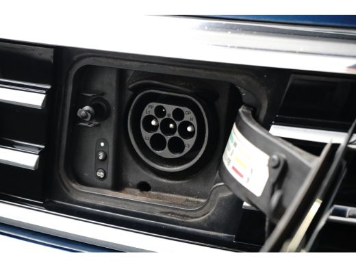 Volkswagen Passat Variant 1.4 TSI 218 pk PHEV GTE Business 6-DSG | Wegklapbare Trekhaak | Panoramadak | Rondomzicht... ActivLease financial lease