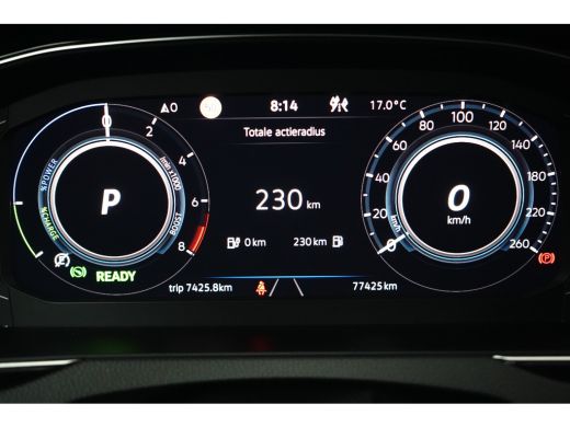 Volkswagen Passat Variant 1.4 TSI 218 pk PHEV GTE Business 6-DSG | Wegklapbare Trekhaak | Panoramadak | Rondomzicht... ActivLease financial lease