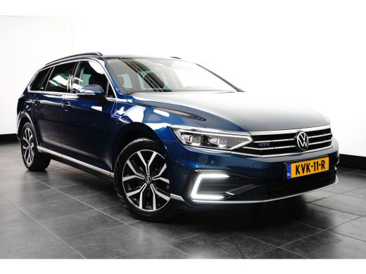 Volkswagen Passat Variant 1.4 TSI 218 pk PHEV GTE Business 6-DSG | Wegklapbare Trekhaak | Panoramadak | Rondomzicht... ActivLease financial lease