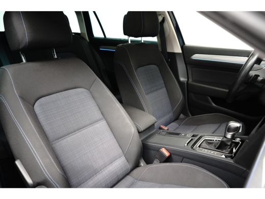 Volkswagen Passat Variant 1.4 TSI 218 pk PHEV GTE Business 6-DSG | Wegklapbare Trekhaak | Panoramadak | Rondomzicht... ActivLease financial lease