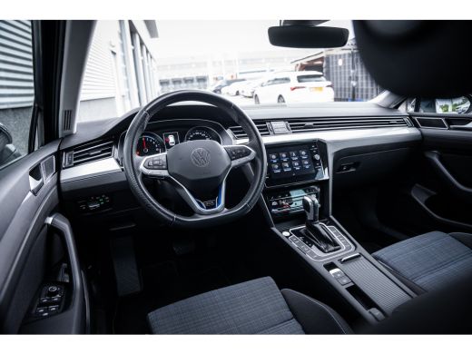 Volkswagen Passat Variant 1.4 TSI PHEV GTE Business | Achteruitrijcamera | Trekhaak elektrisch uitklapbaar | Voorst... ActivLease financial lease