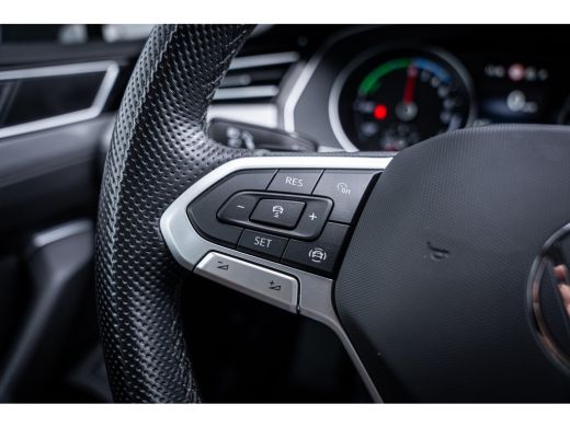 Volkswagen Passat Variant 1.4 TSI PHEV GTE Business | Achteruitrijcamera | Trekhaak elektrisch uitklapbaar | Voorst... ActivLease financial lease