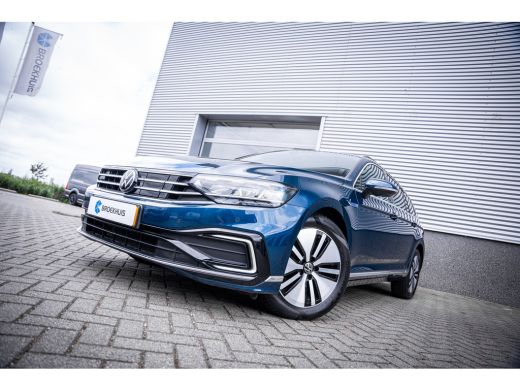 Volkswagen Passat Variant 1.4 TSI PHEV GTE Business | Achteruitrijcamera | Trekhaak elektrisch uitklapbaar | Voorst... ActivLease financial lease
