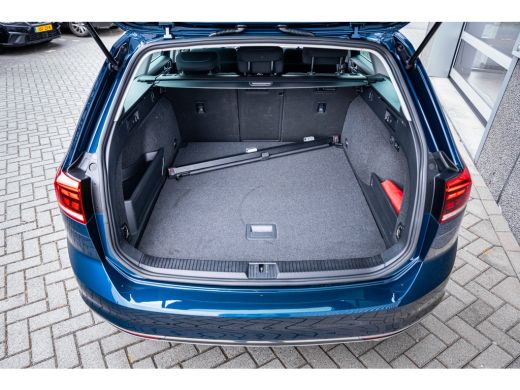 Volkswagen Passat Variant 1.4 TSI PHEV GTE Business | Achteruitrijcamera | Trekhaak elektrisch uitklapbaar | Voorst... ActivLease financial lease