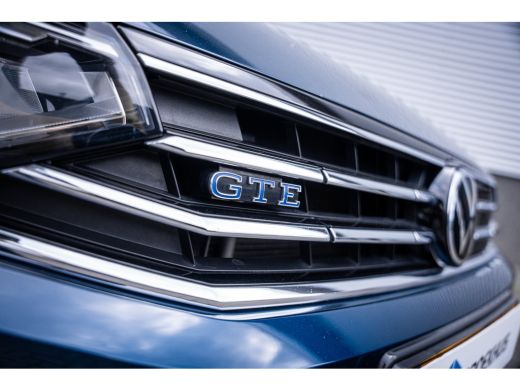 Volkswagen Passat Variant 1.4 TSI PHEV GTE Business | Achteruitrijcamera | Trekhaak elektrisch uitklapbaar | Voorst... ActivLease financial lease