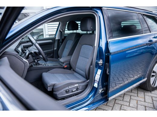 Volkswagen Passat Variant 1.4 TSI PHEV GTE Business | Achteruitrijcamera | Trekhaak elektrisch uitklapbaar | Voorst... ActivLease financial lease