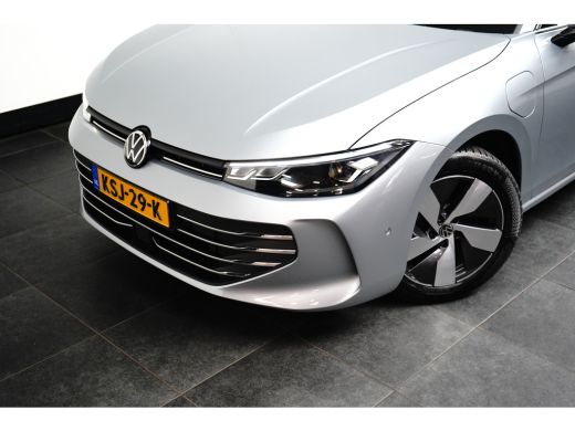 Volkswagen Passat Variant 1.5 eHybrid Business SOH 100% | Ergonomische voorstoel(en) | Rondomzicht camera | Stoel v... ActivLease financial lease