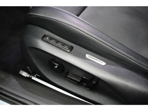 Volkswagen Passat Variant 1.5 eHybrid Business SOH 100% | Ergonomische voorstoel(en) | Rondomzicht camera | Stoel v... ActivLease financial lease