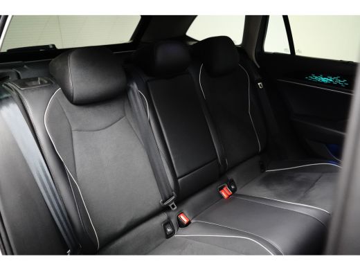 Volkswagen Passat Variant 1.5 eHybrid Business SOH 100% | Ergonomische voorstoel(en) | Rondomzicht camera | Stoel v... ActivLease financial lease