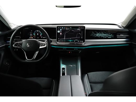 Volkswagen Passat Variant 1.5 eHybrid Business SOH 100% | Ergonomische voorstoel(en) | Rondomzicht camera | Stoel v... ActivLease financial lease