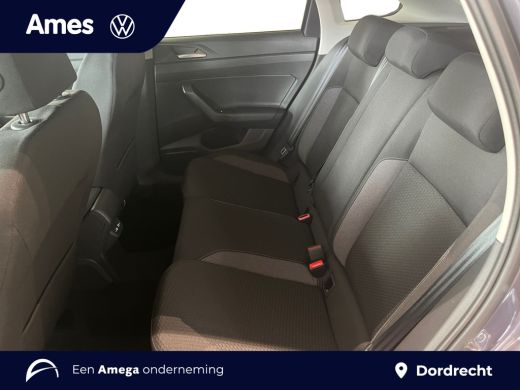 Volkswagen Taigo Life Edition 1.0 TSI 70 kW / 95 PK CUV 5 versn. Hand | Parkeersensoren achter | Achteruitrijcamer... ActivLease financial lease