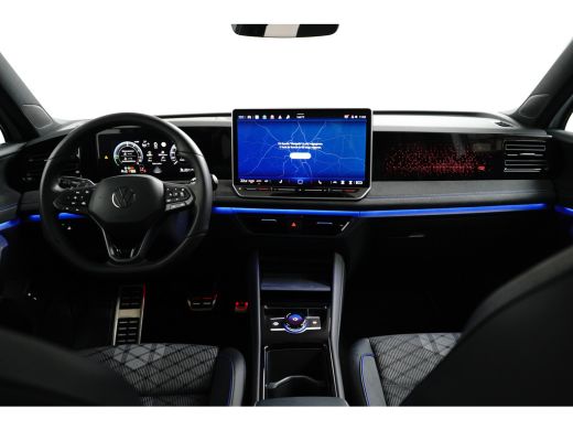 Volkswagen Tiguan 1.5 TSI 272PK eHybrid DSG-6 R-Line | TREKHAAK | PANORAMADAK | 360 CAMERA | BLACK STYLE | 19 INCH ... ActivLease financial lease