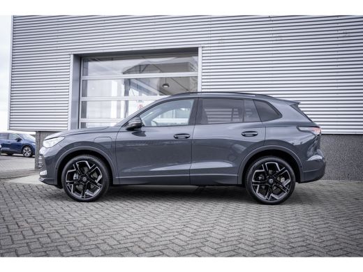 Volkswagen Tiguan 1.5 TSI eHybrid 150 kW Life SOH 100% | Dodehoek detectie | Lichtmetalen velgen 5-spaaks 20" | Tre... ActivLease financial lease