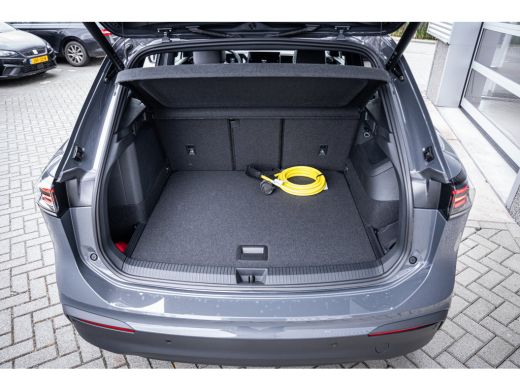 Volkswagen Tiguan 1.5 TSI eHybrid 150 kW Life SOH 100% | Dodehoek detectie | Lichtmetalen velgen 5-spaaks 20" | Tre... ActivLease financial lease