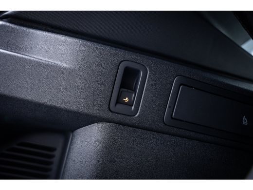 Volkswagen Tiguan 1.5 TSI eHybrid 150 kW Life SOH 100% | Dodehoek detectie | Lichtmetalen velgen 5-spaaks 20" | Tre... ActivLease financial lease