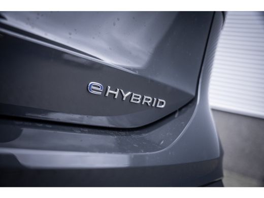 Volkswagen Tiguan 1.5 TSI eHybrid 150 kW Life SOH 100% | Dodehoek detectie | Lichtmetalen velgen 5-spaaks 20" | Tre... ActivLease financial lease