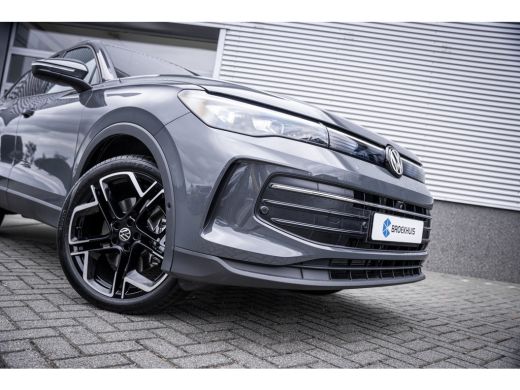 Volkswagen Tiguan 1.5 TSI eHybrid 150 kW Life SOH 100% | Dodehoek detectie | Lichtmetalen velgen 5-spaaks 20" | Tre... ActivLease financial lease