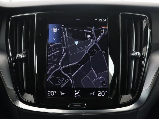 Volvo  V60 2.0 B3 Momentum Business | Panoramadak | Cruise control | Stuur/stoel verwarming | Trekhaak | Hea... ActivLease financial lease