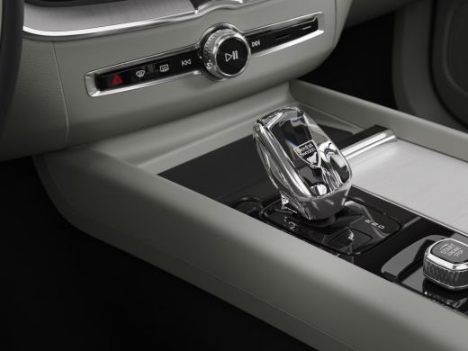Volvo  XC60 2.0 T8 Plug-in hybrid AWD Ultra Bright Exec. Ed. | Bowers&Wilkins Audio | Comfortstoel(en) | Draa... ActivLease financial lease