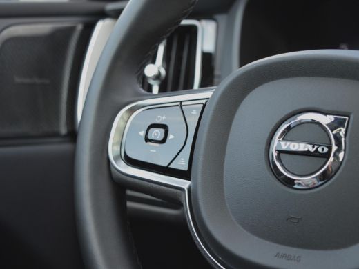 Volvo  XC60 T8 Recharge AWD Ultimate Dark | SOH 98% ActivLease financial lease