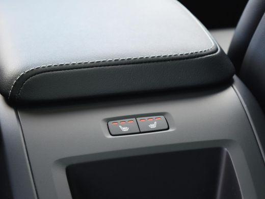 Volvo  XC60 T8 Recharge AWD Ultimate Dark | SOH 98% ActivLease financial lease