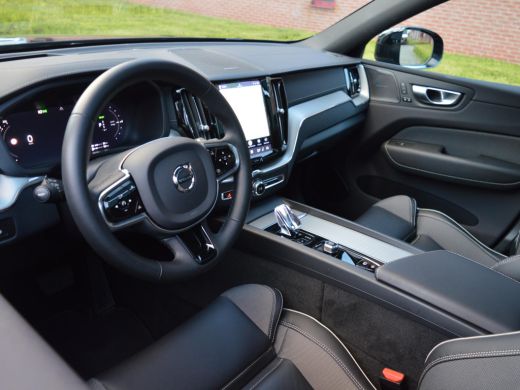Volvo  XC60 T8 Recharge AWD Ultimate Dark | SOH 98% ActivLease financial lease