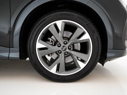 Audi Q4 e-tron 35 Advanced Edition 55 kWh {SoH-88%} (INCL-BTW) Aut. *NAVI-FULLMAP | MATRIX-LED | KEYLESS | AUDI-... ActivLease financial lease