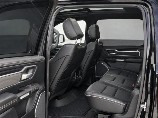 Dodge Ram 1500 1500 5.7 V8 4x4 Crew Cab 5'7 Laramie | Luchtvering | Panorama | LPG | Trekhaak | Geheel rijklaar ... ActivLease financial lease