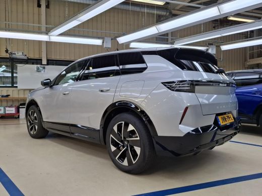 Opel Grandland Business Edition 97 kWh LONG RANGE / 8 JAAR GARANTIE!! / SOH 100% / Navigatie / 360 Camera / Matr... ActivLease financial lease