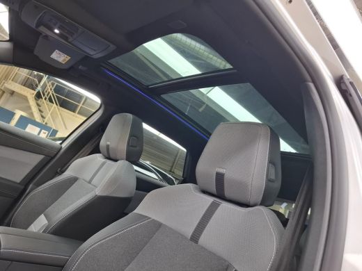 Opel Grandland Business Edition 97 kWh LONG RANGE / 8 JAAR GARANTIE!! / SOH 100% / Navigatie / 360 Camera / Matr... ActivLease financial lease