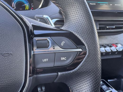 Peugeot 3008 1.6 HYbrid 225 GT | Comfortstoel + Geheugen | Panoramadak | Focal Premium Audio | Camera | Apple ... ActivLease financial lease