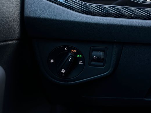 Volkswagen Polo Life Edition | 'App-Connect' smartphone integratie | Airconditioning automatisch (Climatronic), 2... ActivLease financial lease