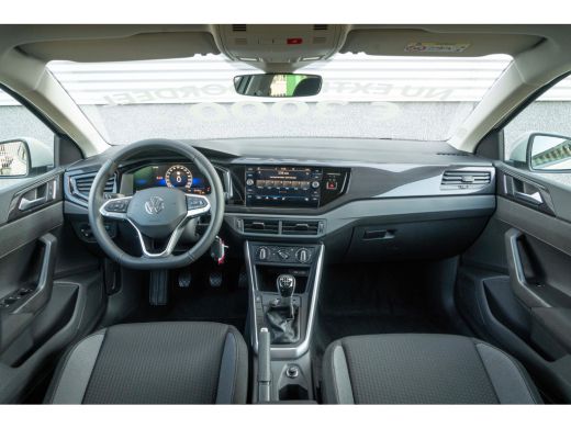 Volkswagen Polo Life Edition | 'App-Connect' smartphone integratie | Airconditioning automatisch (Climatronic), 2... ActivLease financial lease