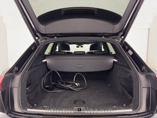 Audi e-tron 55 quattro S edition 95 kWh [3-Fase-11kW] {SoH-92%} (INCL-BTW) *PANO | LEATHER | BANG&OLUFSEN | A... ActivLease financial lease
