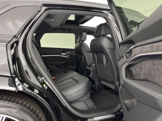 Audi e-tron 55 quattro S edition 95 kWh [3-Fase-11kW] {SoH-92%} (INCL-BTW) *PANO | LEATHER | BANG&OLUFSEN | A... ActivLease financial lease