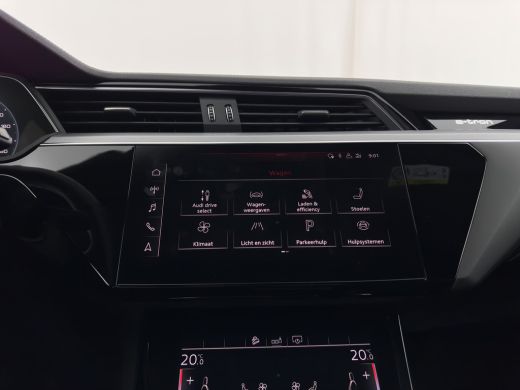 Audi e-tron 55 quattro S edition 95 kWh [3-Fase-11kW] {SoH-92%} (INCL-BTW) *PANO | LEATHER | BANG&OLUFSEN | A... ActivLease financial lease