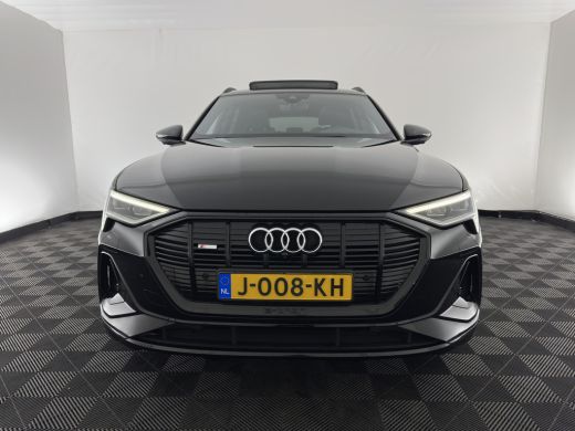 Audi e-tron 55 quattro S edition 95 kWh [3-Fase-11kW] {SoH-92%} (INCL-BTW) *PANO | LEATHER | BANG&OLUFSEN | A... ActivLease financial lease