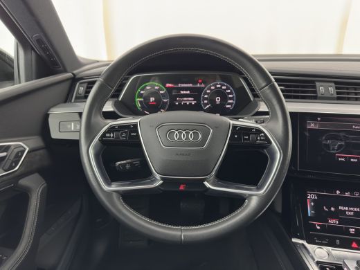 Audi e-tron 55 quattro S edition 95 kWh [3-Fase-11kW] {SoH-92%} (INCL-BTW) *PANO | LEATHER | BANG&OLUFSEN | A... ActivLease financial lease