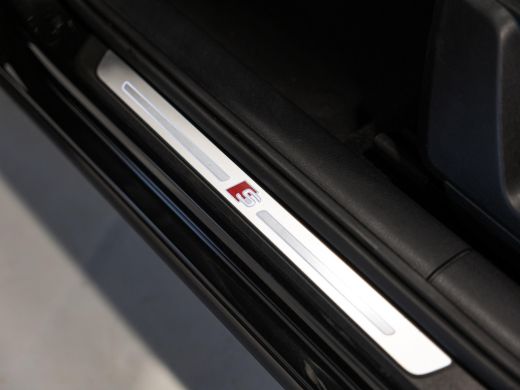 Audi Q2 30 TFSI 2x S-Line Edition / 110pk / NAP / Achteruitrij camera / Automatische klimaatregeling / ActivLease financial lease