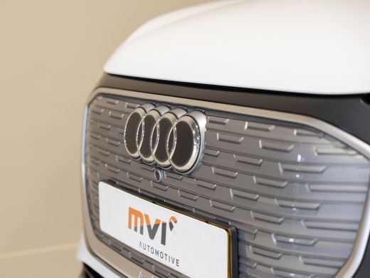 Audi Q4 Sportback e-tron 40 S edition 77 kWh SOH 93% / 204pk / Panoramadak / Leder ActivLease financial lease