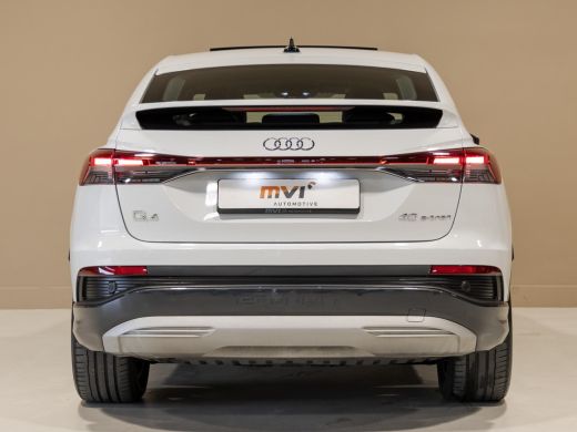 Audi Q4 Sportback e-tron 40 S edition 77 kWh SOH 93% / 204pk / Panoramadak / Leder ActivLease financial lease