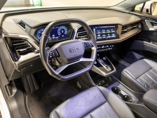 Audi Q4 Sportback e-tron 40 S edition 77 kWh SOH 93% / 204pk / Panoramadak / Leder ActivLease financial lease