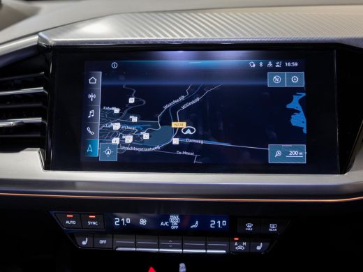 Audi Q4 Sportback e-tron 40 S edition 77 kWh SOH 93% / 204pk / Panoramadak / Leder ActivLease financial lease
