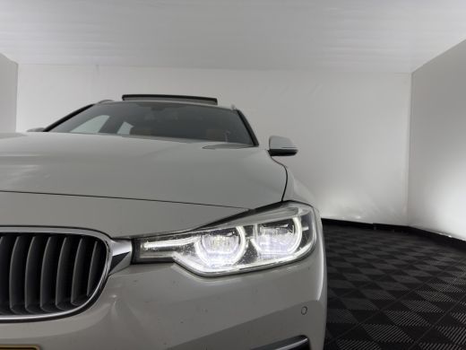 BMW 3 Serie Touring 318i Luxury Edition (INCL-BTW) Aut. *PANO | LEATHER | FULL-LED | HEATED-SPORTSEATS | DIGI... ActivLease financial lease