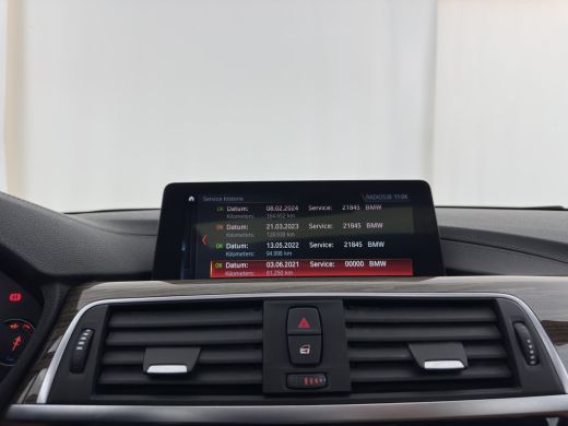 BMW 3 Serie Touring 318i Luxury Edition (INCL-BTW) Aut. *PANO | LEATHER | FULL-LED | HEATED-SPORTSEATS | DIGI... ActivLease financial lease