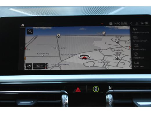 BMW 3 Serie Touring 330e xDrive High Executive M-SPORT NAVI LED VIRTUAL TH 84000KM!!! ActivLease financial lease