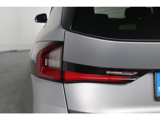 BMW X1 xDrive30e M-Sport | 1e Eigenaar! | SOH 95% | Open Dak | Trekhaak | Sfeerverlichting | harman/Kard... ActivLease financial lease