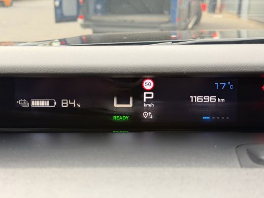 Citroën &euml;-C3 Max 113pk Comfort Range 44 kWh (Camera - Navigatie - LED - Automatische Airco - Apple Carplay - 1... ActivLease financial lease