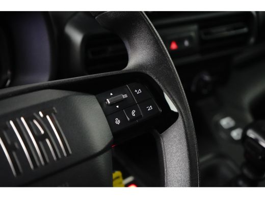 Fiat Dobl&ograve; L2 1.5D 100pk | CAMERA | NAVI | DIGITALE BINNENSPIEGEL | BETIMMERING | DRAADLOOS CARPLAY | 3 ZITS | ActivLease financial lease